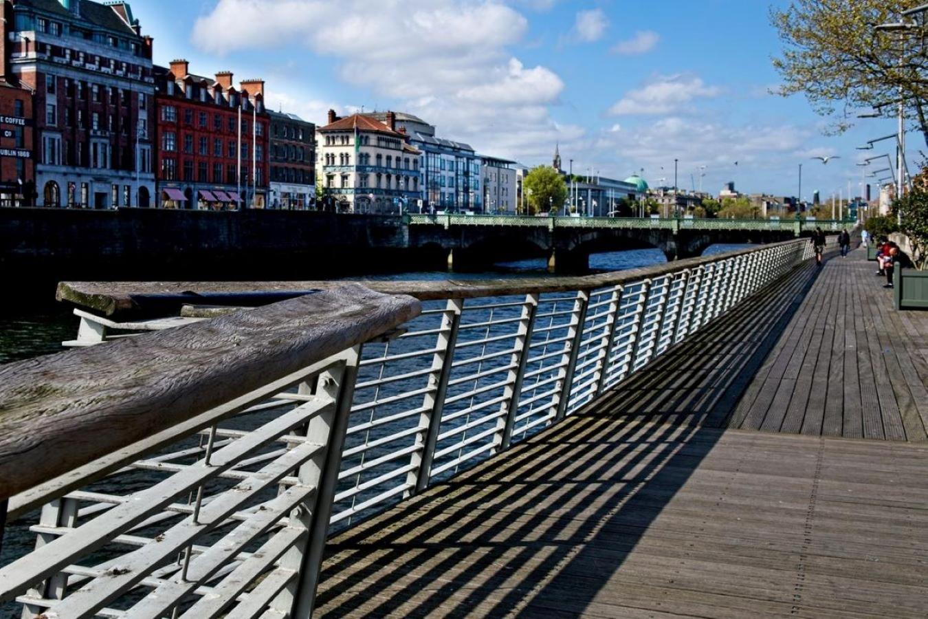 Wellington Temple Bar Hotell Dublin Exteriör bild